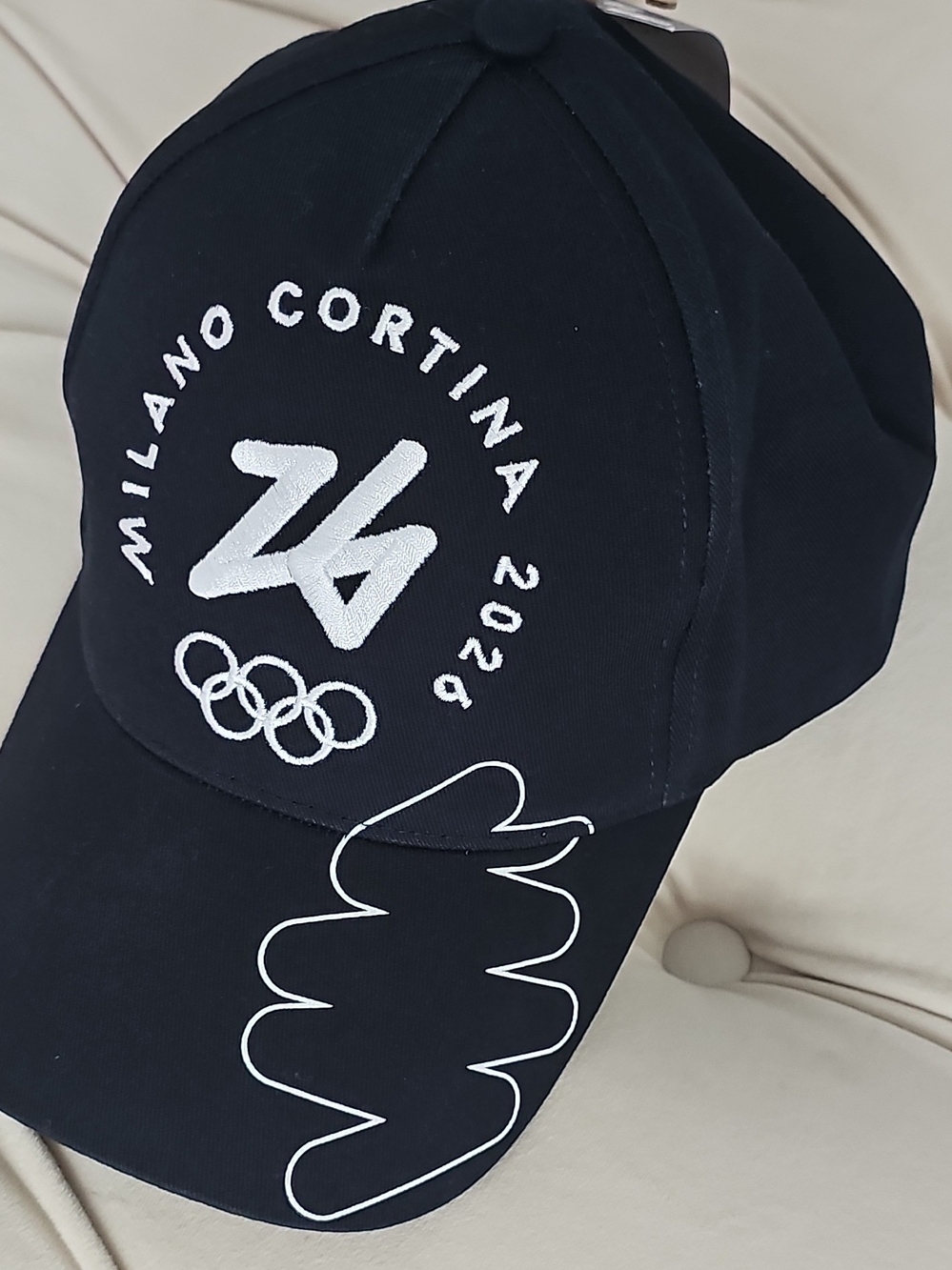 Hat with tag